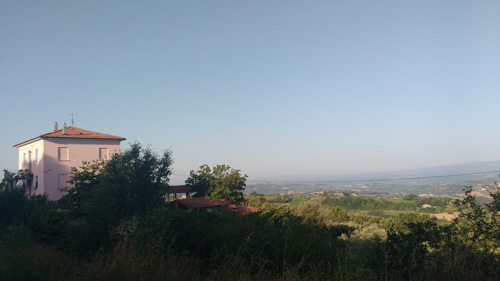Tramonti E Valli Calvi dellʼ Umbria Exterior foto